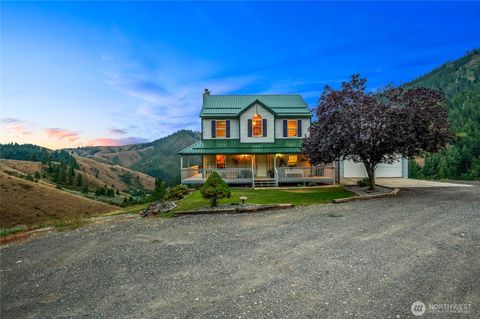 Photo of 9505 Plateau Road, Cashmere, WA 98815 (MLS # 2422589)