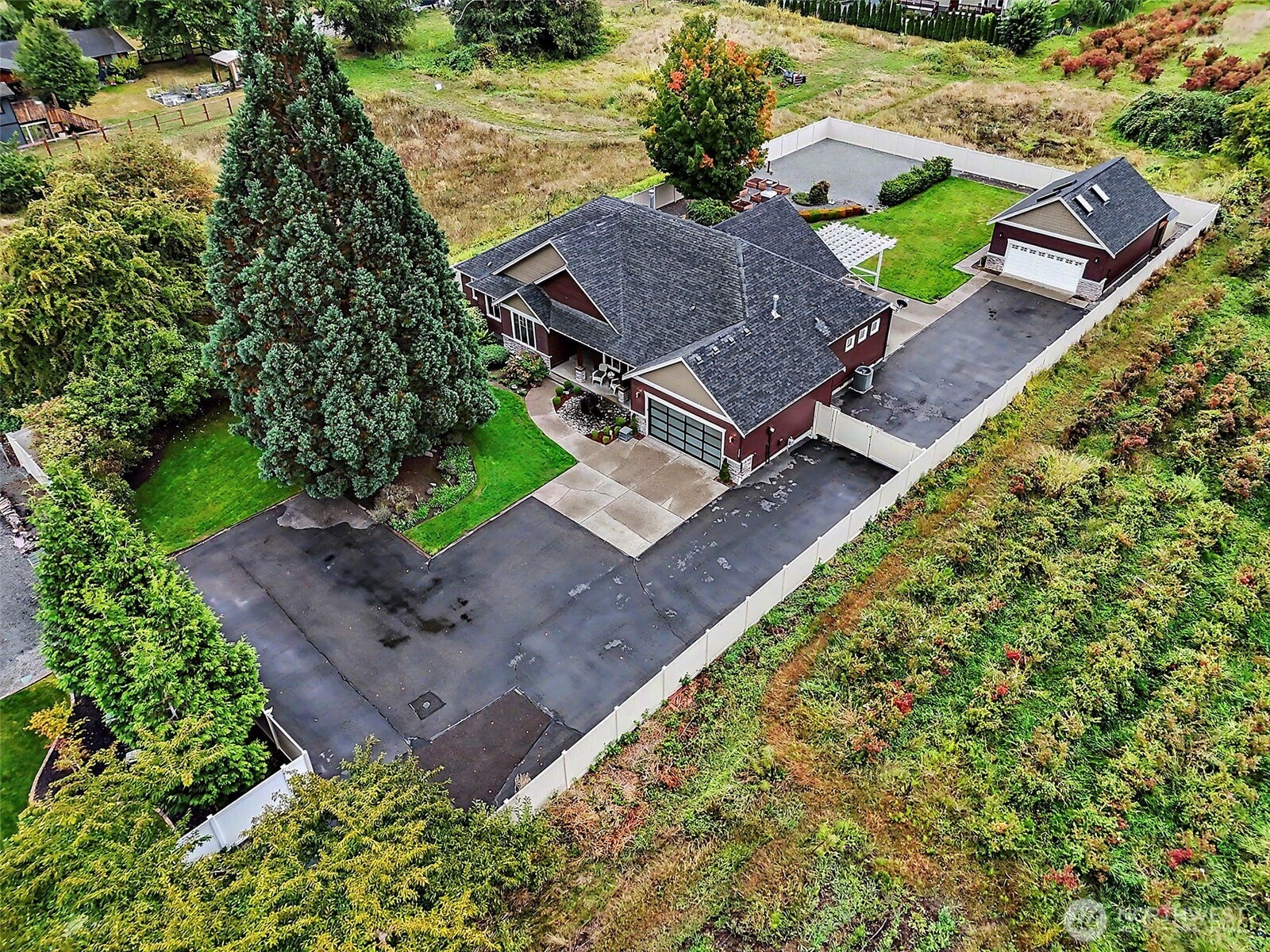 1920 12th Avenue SE