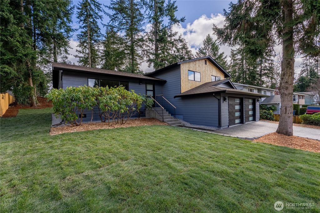 Photo of 18029 56th Ave W Ave, Lynnwood, WA 98037 (MLS # 2343004)