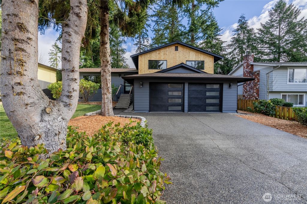 Photo of 18029 56th Ave W Ave, Lynnwood, WA 98037 (MLS # 2343004)