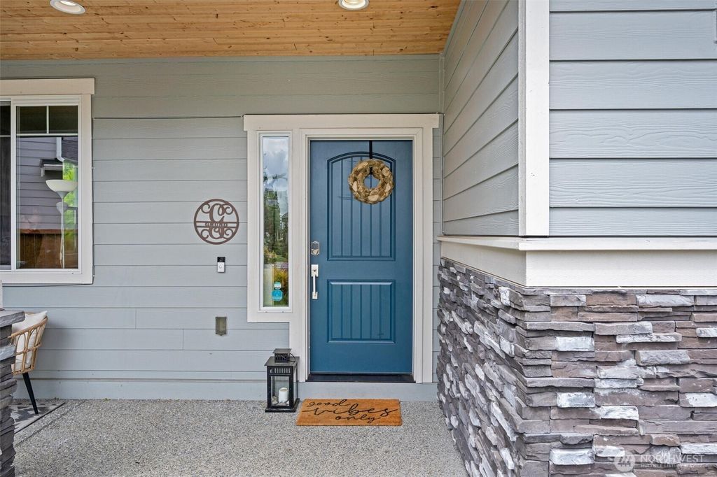 Photo of 10177 33rd Place NE, Lake Stevens, WA 98258 (MLS # 2530596)