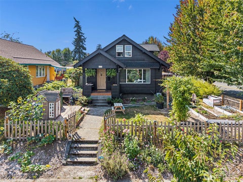 Photo of 624 S 45th Street, Tacoma, WA 98418 (MLS # 2573850)