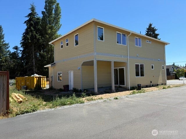 2223 124th St SE Street SE