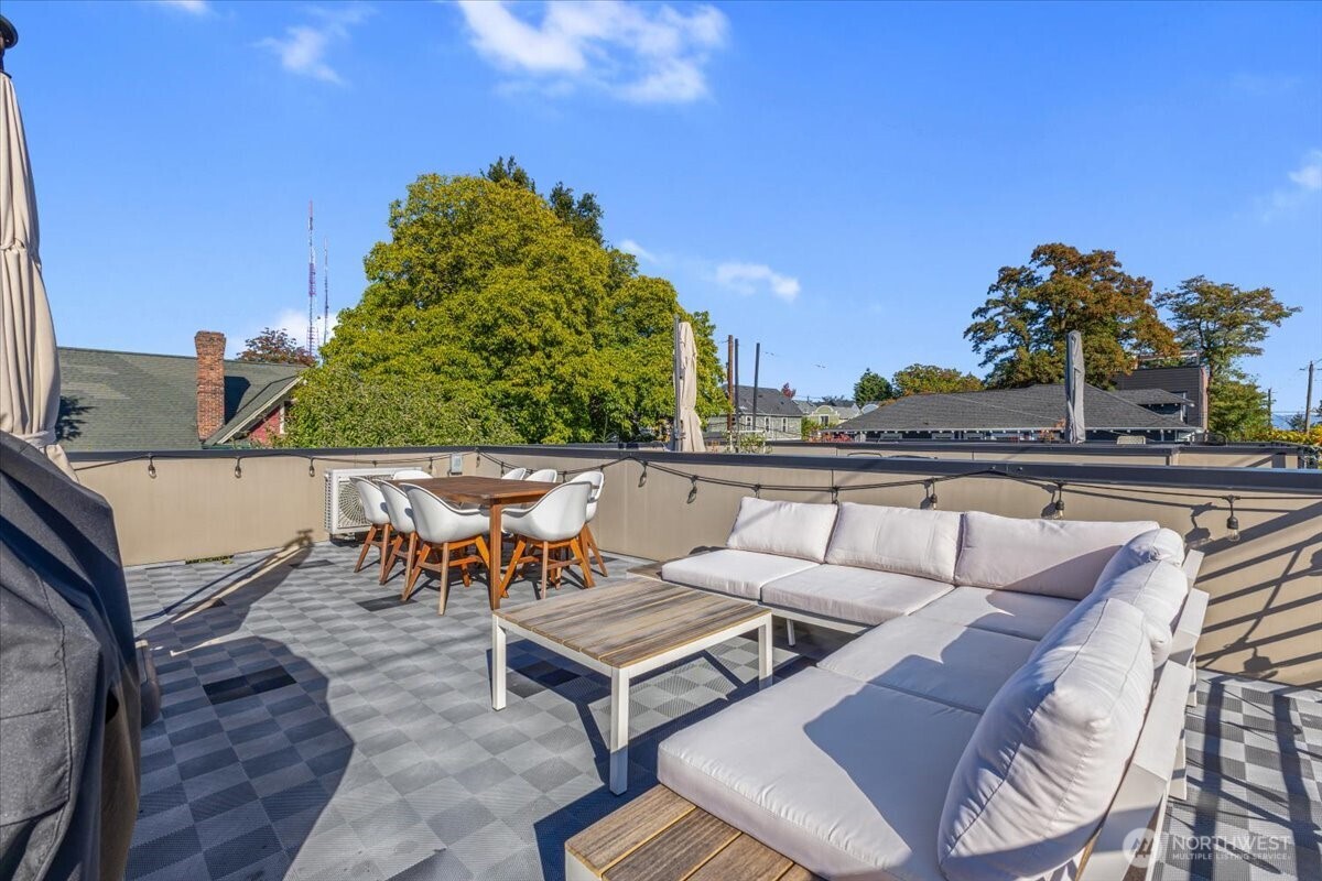 1602 E Marion Street