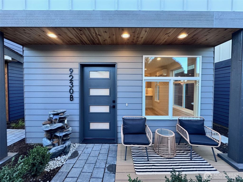 Photo of 9230 B 22nd Avenue SW, Seattle, WA 98106 (MLS # 2471487)