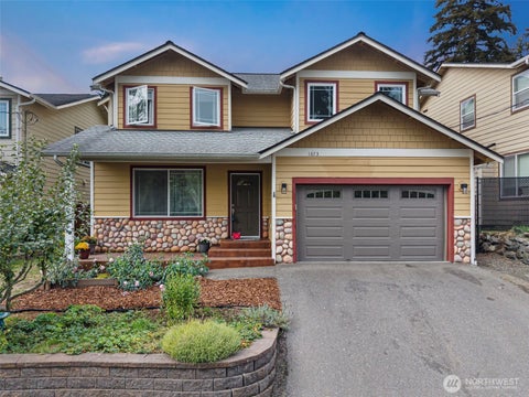 Photo of 1673 Bayview Drive W, Bremerton, WA 98312 (MLS # 2589763)