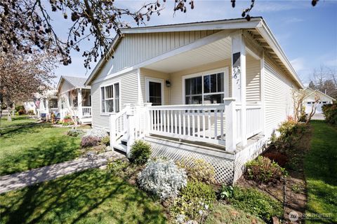 Photo of 5675 Rosemary Avenue, Ferndale, WA 98248 (MLS # 2503761)