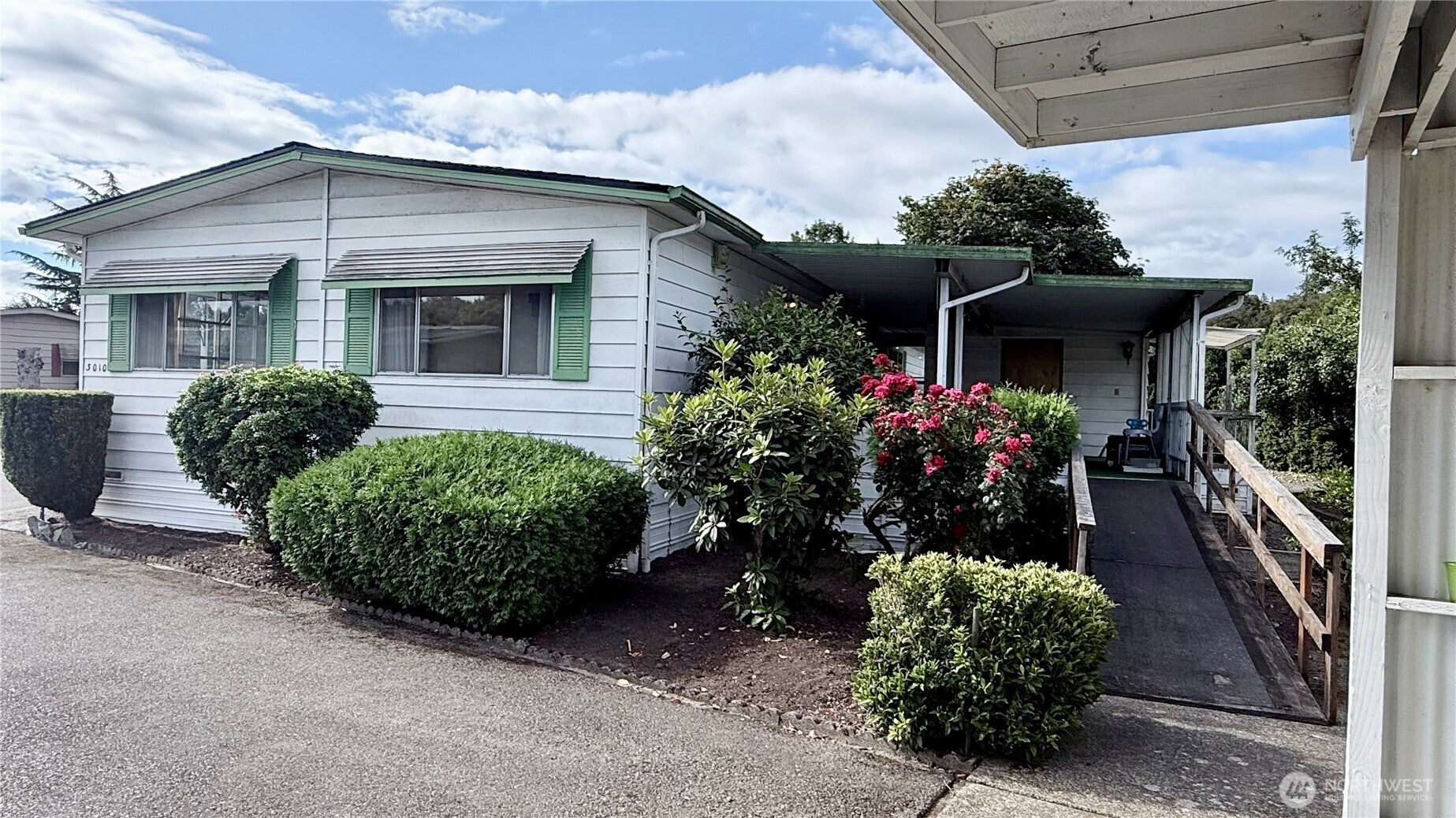 3010 35th Avenue Ct E 23