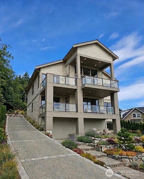 Photo of 4998 Par Drive, Freeland, WA 98249 (MLS # 2542987)