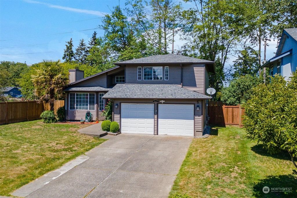 Photo of 2022 SW 347th Place, Federal Way, WA 98023 (MLS # 2244930)