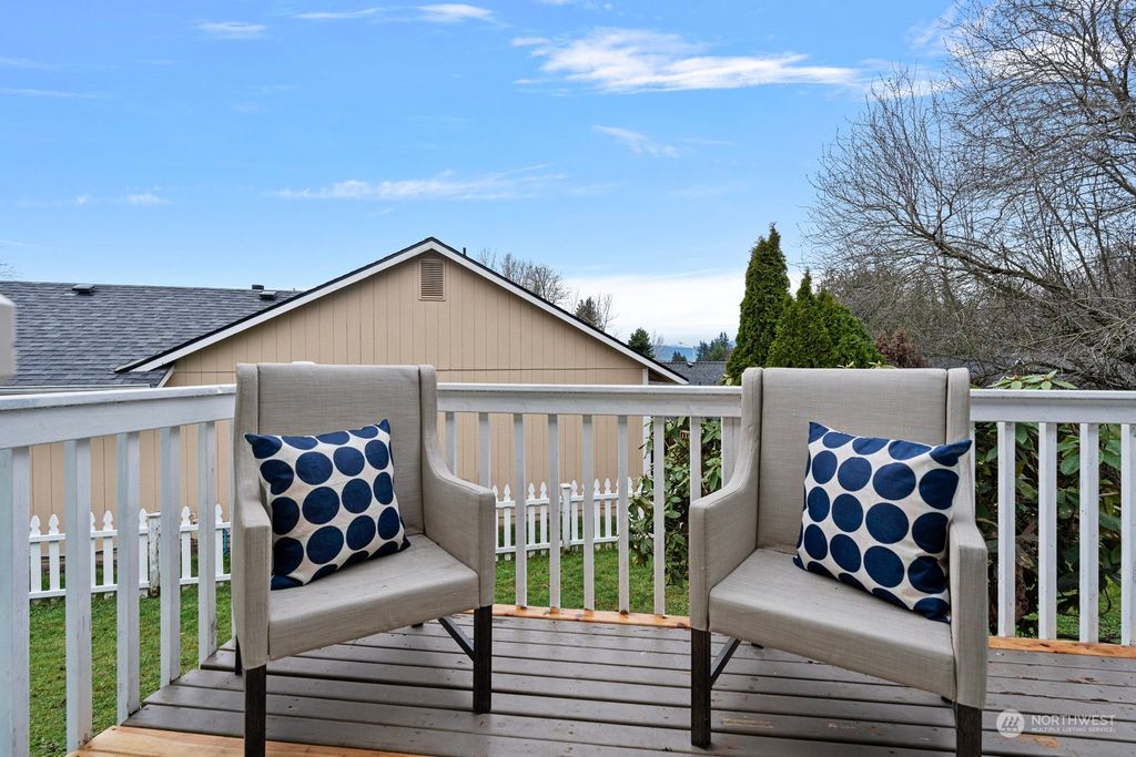 Photo of 9709 9th Street SE, Lake Stevens, WA 98258 (MLS # 2195753)