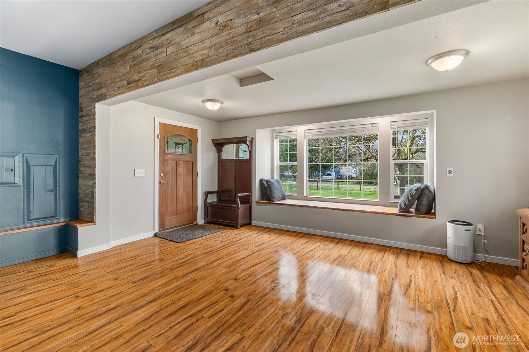 20120 Whitefish Lane