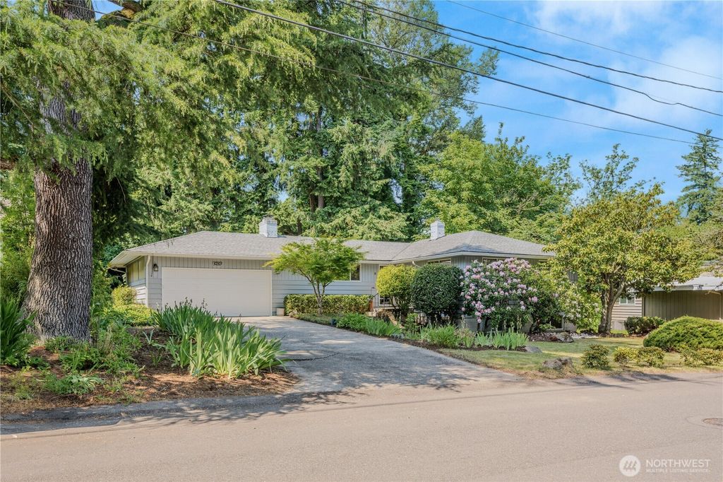Photo of 5253 120th Avenue SE, Bellevue, WA 98006 (MLS # 2387379)