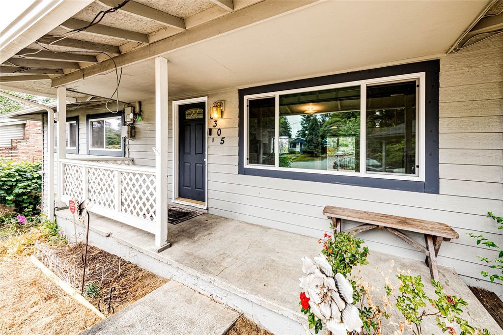 Photo of 6305 220th Place SW, Mountlake Terrace, WA 98043 (MLS # 2148768)