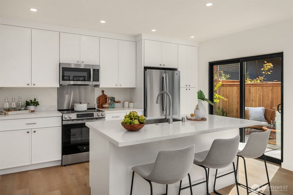 Photo of 12715 Dayton Avenue N #B, Seattle, WA 98133 (MLS # 2417607)