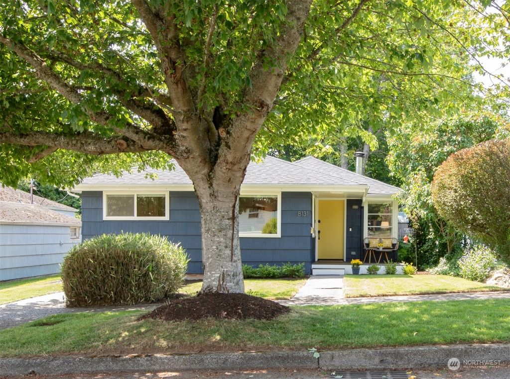 Photo of 8131 31st Avenue SW, Seattle, WA 98126 (MLS # 2065539)
