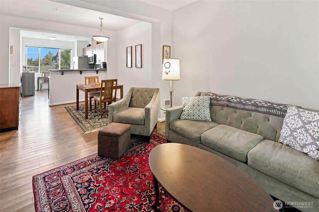 Photo of 15720 Manor Way #K3, Lynnwood, WA 98087 (MLS # 2562994)