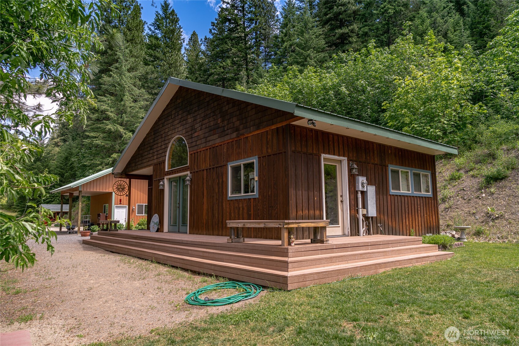 Listing image 5