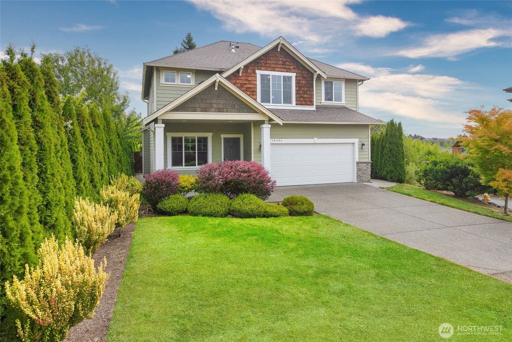 Photo of 18906 36th Avenue W, Lynnwood, WA 98036 (MLS # 2431826)