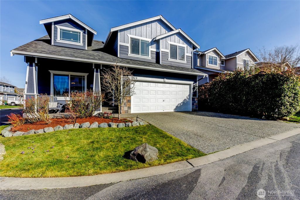 Photo of 1523 151st Street SW, Lynnwood, WA 98087 (MLS # 2488923)