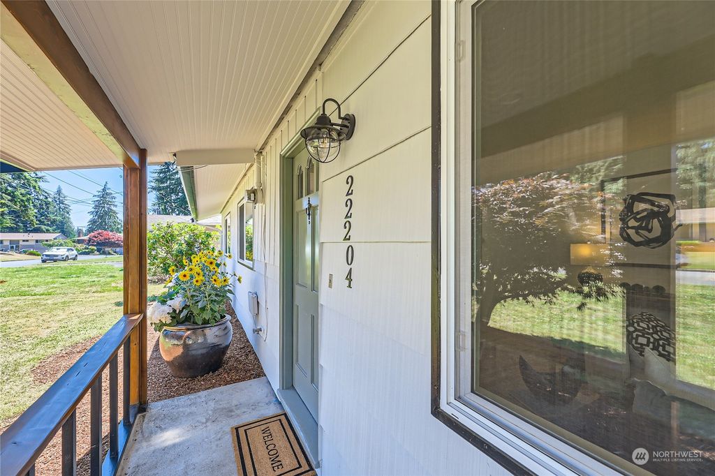 Photo of 22204 38th Avenue W, Mountlake Terrace, WA 98043 (MLS # 2262256)