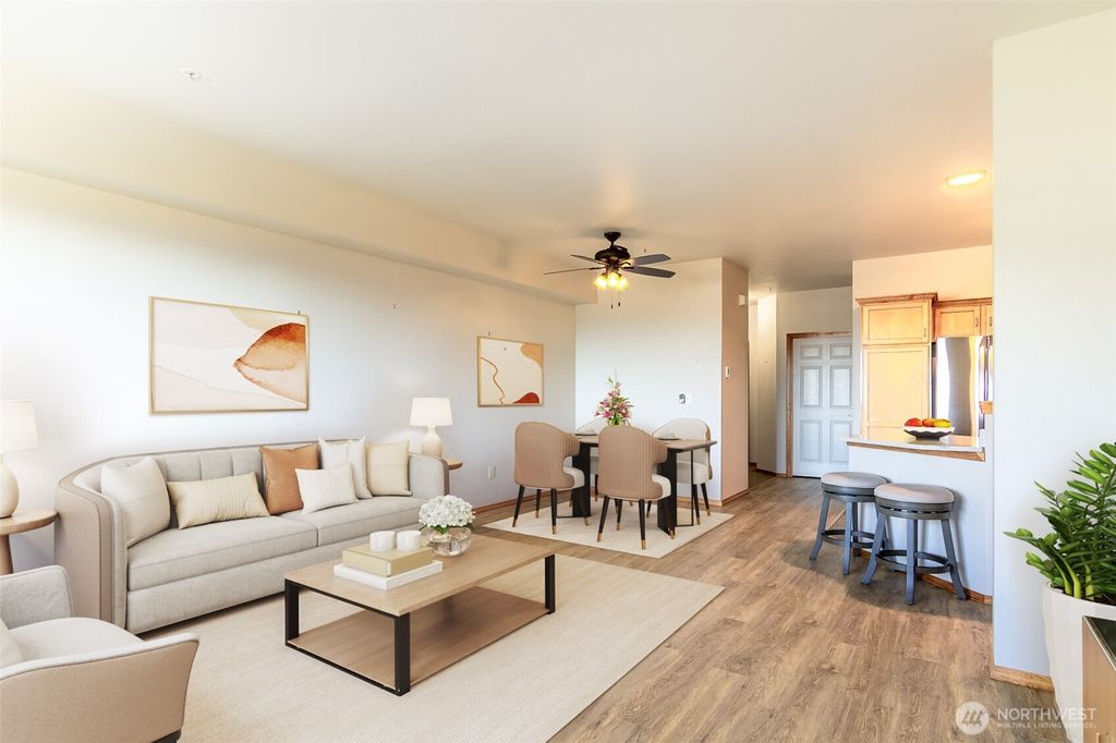 Photo of 1007 High Street #203, Bellingham, WA 98225 (MLS # 2505928)