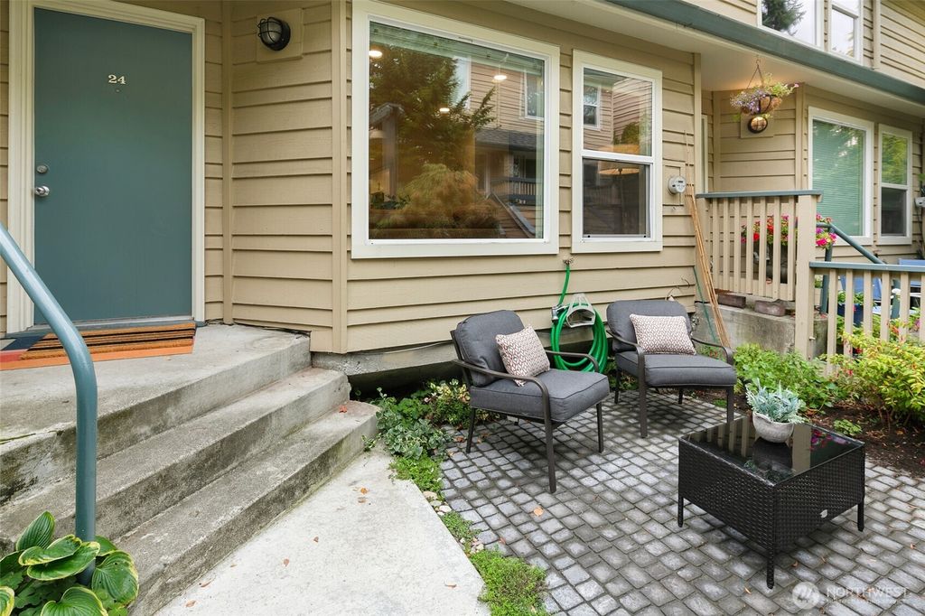 Photo of 1717 16th Avenue #24, Seattle, WA 98122 (MLS # 2447035)