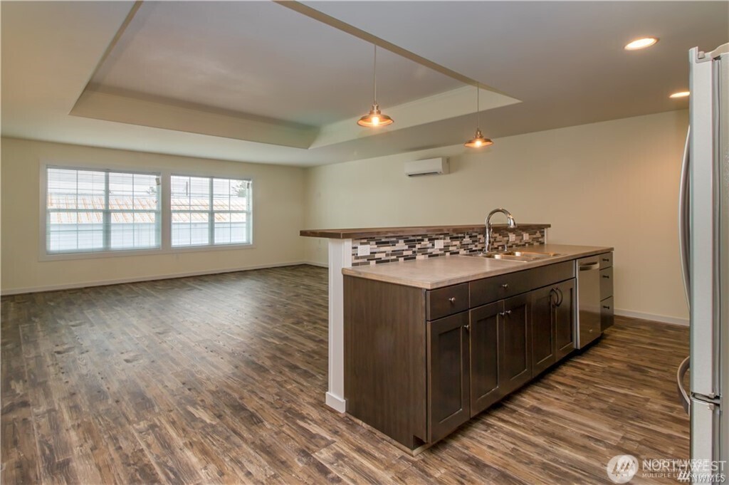 1401 Ocean Beach Boulevard NW A & B