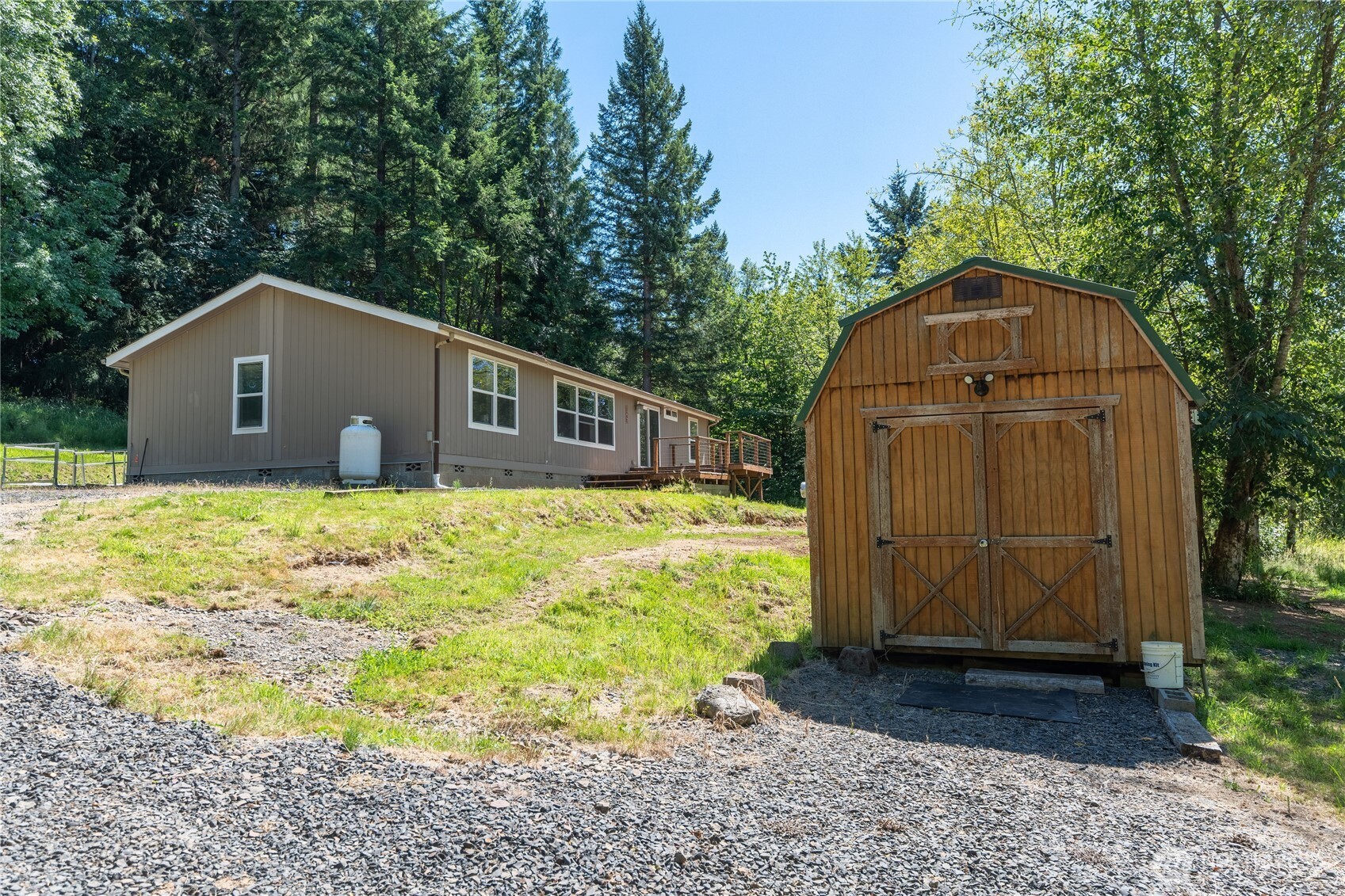 126 Burchett Road