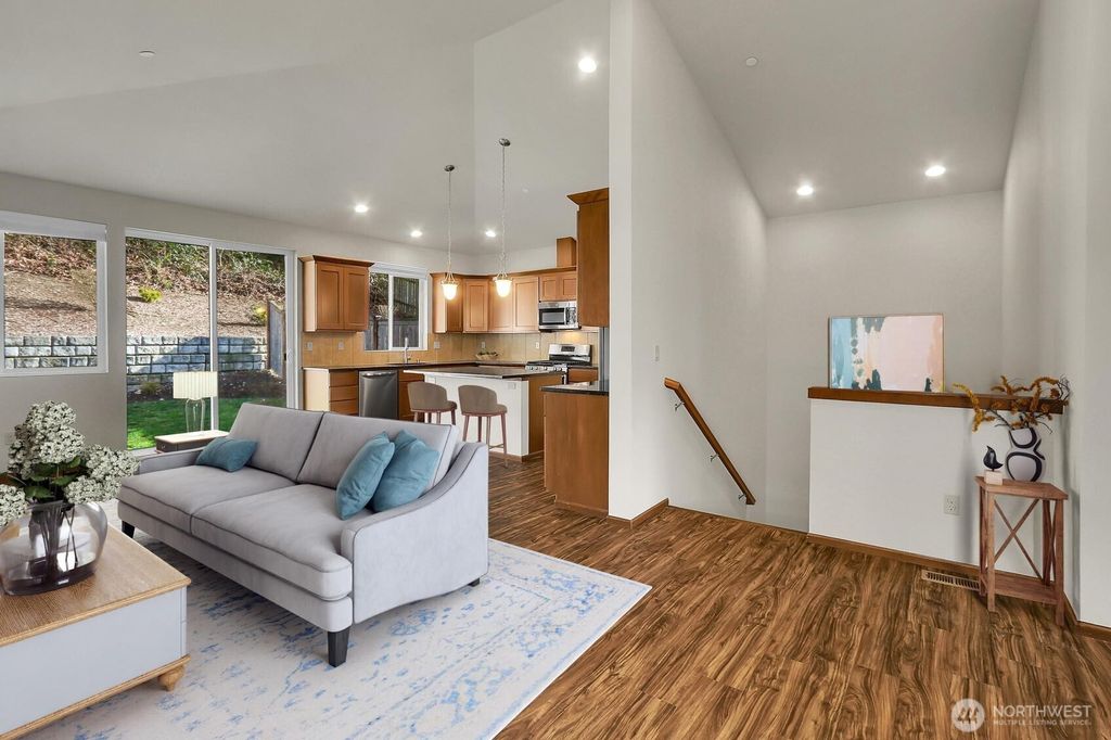 Photo of 5209 Glenwood Avenue, Everett, WA 98203 (MLS # 2527958)
