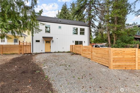 1540 NE 113th Street Seattle WA 98125