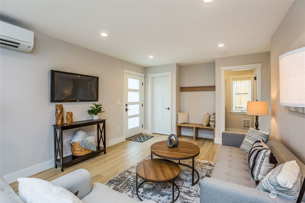 Photo of 1133 NW 62nd Street, Seattle, WA 98107 (MLS # 2163538)