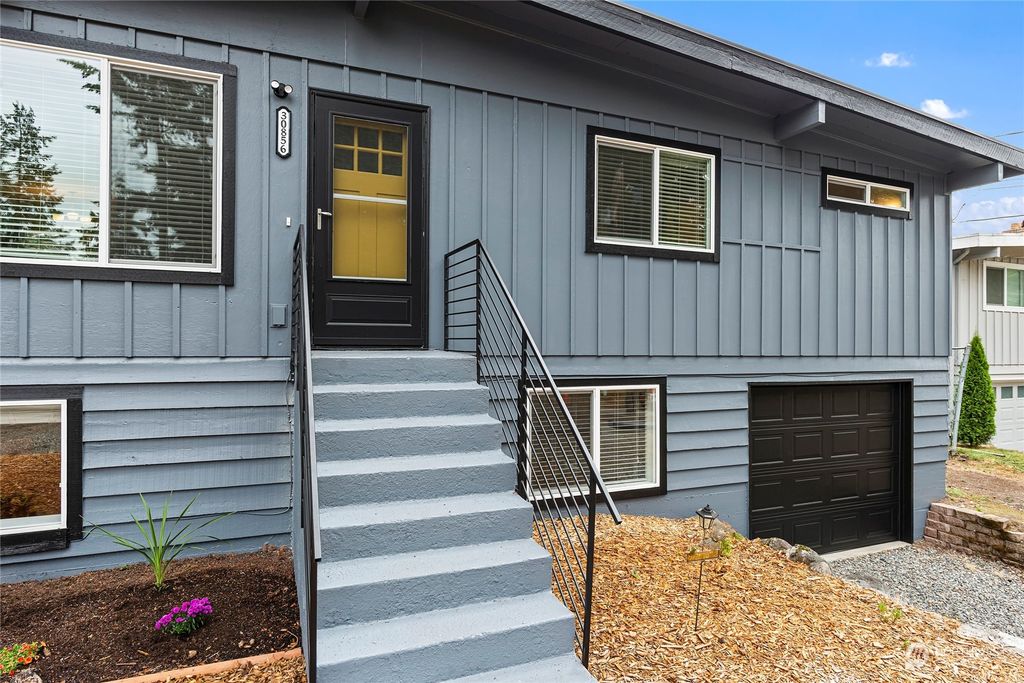 Photo of 30856 38th Avenue S, Auburn, WA 98001 (MLS # 2285128)