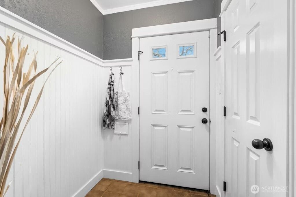 Photo of 713 26th Avenue #B, Seattle, WA 98122 (MLS # 2467200)