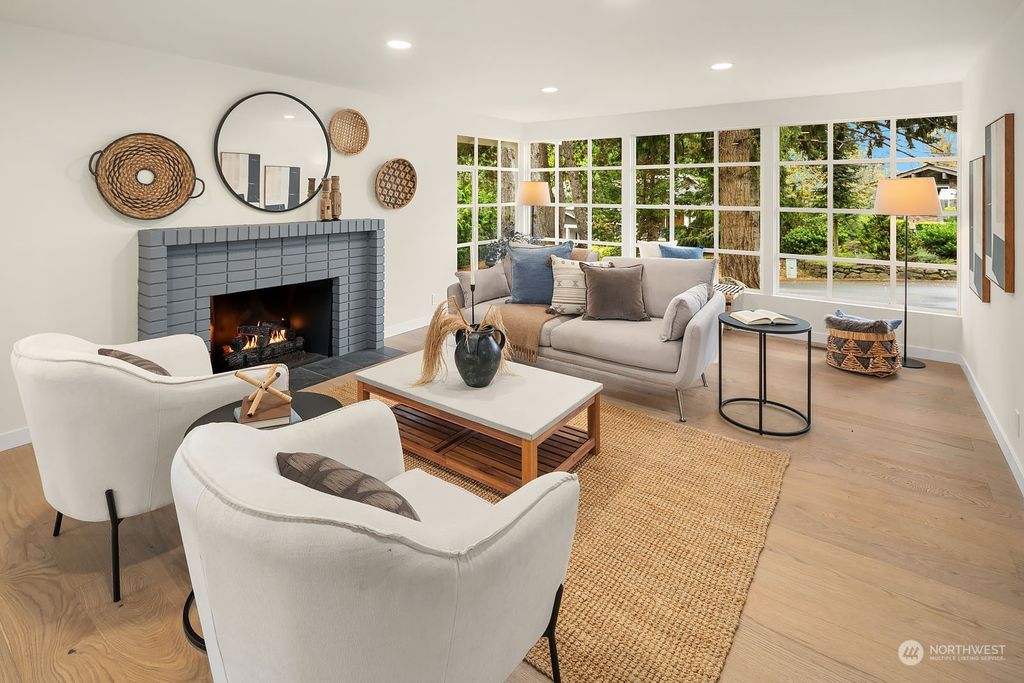 Photo of 8205 SE 62nd Street, Mercer Island, WA 98040 (MLS # 2220223)