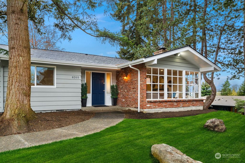 Photo of 8205 SE 62nd Street, Mercer Island, WA 98040 (MLS # 2220223)