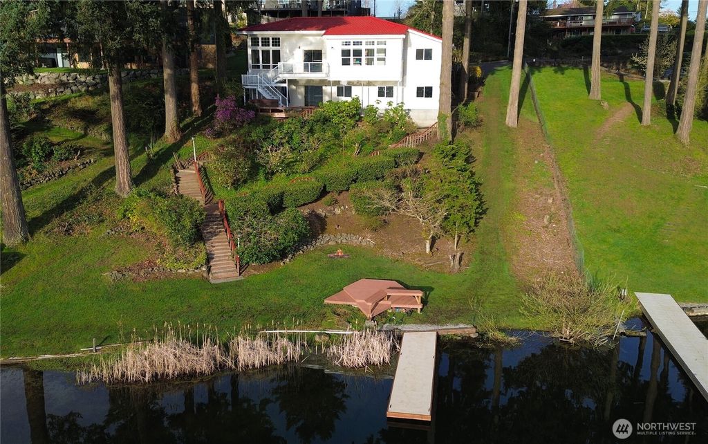 Photo of 26130 134th Avenue SE, Kent, WA 98042 (MLS # 2506368)