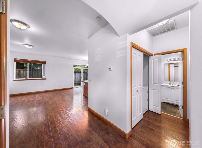 4050 Kramer Lane