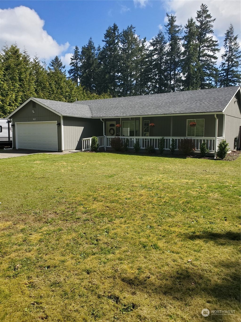 listing image 9365695554408185233