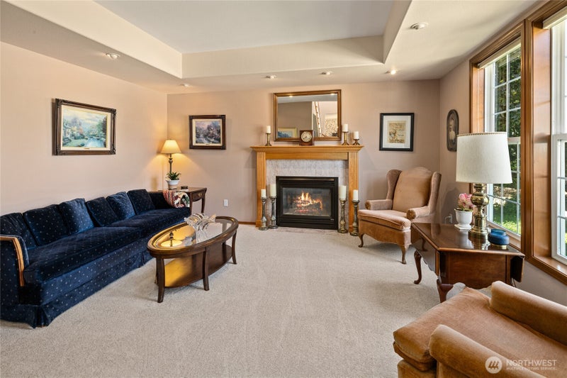 1605 Bonnie Lane