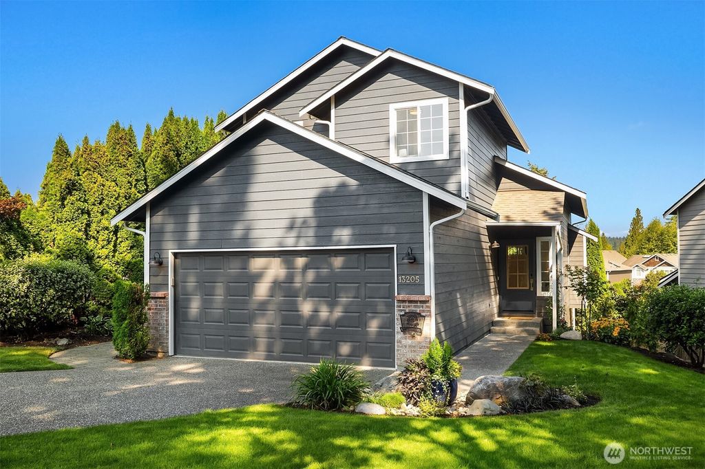 Photo of 13205 NE 201st Court, Woodinville, WA 98072 (MLS # 2431749)