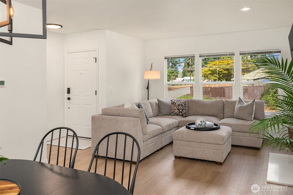 Photo of 3701 NE 6th Street, Renton, WA 98056 (MLS # 2582476)