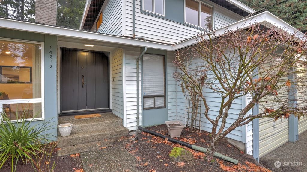 Photo of 14312 SE Fairwood Boulevard, Renton, WA 98058 (MLS # 2184310)