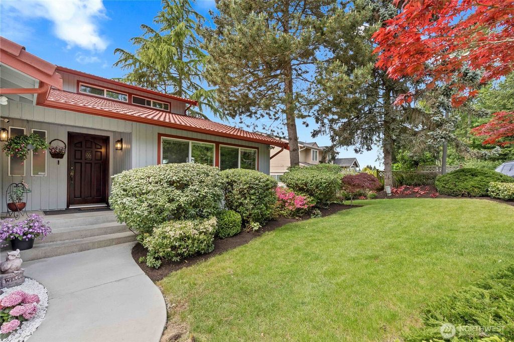 Photo of 29015 15th Place S, Federal Way, WA 98003 (MLS # 2523345)