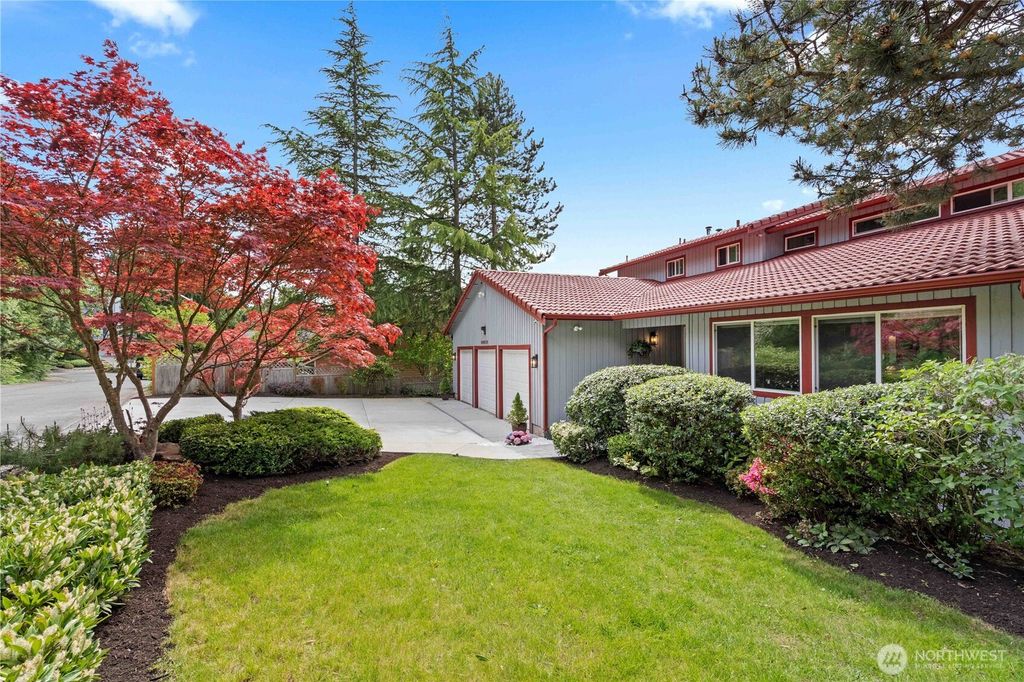 Photo of 29015 15th Place S, Federal Way, WA 98003 (MLS # 2523345)