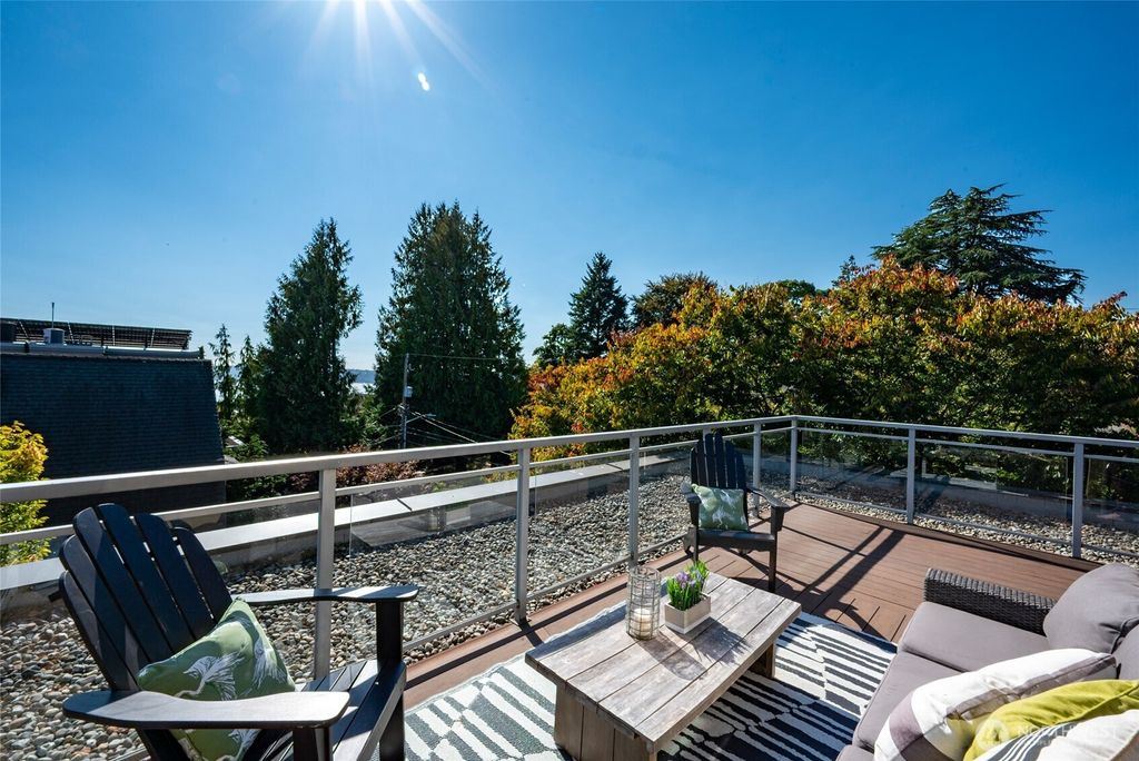 Photo of 1400 2nd Avenue N #292, Seattle, WA 98109 (MLS # 2429173)