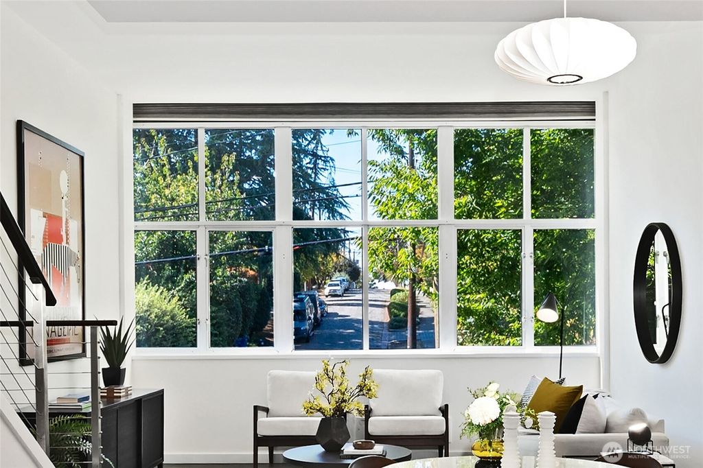 Photo of 1400 2nd Avenue N #292, Seattle, WA 98109 (MLS # 2429173)