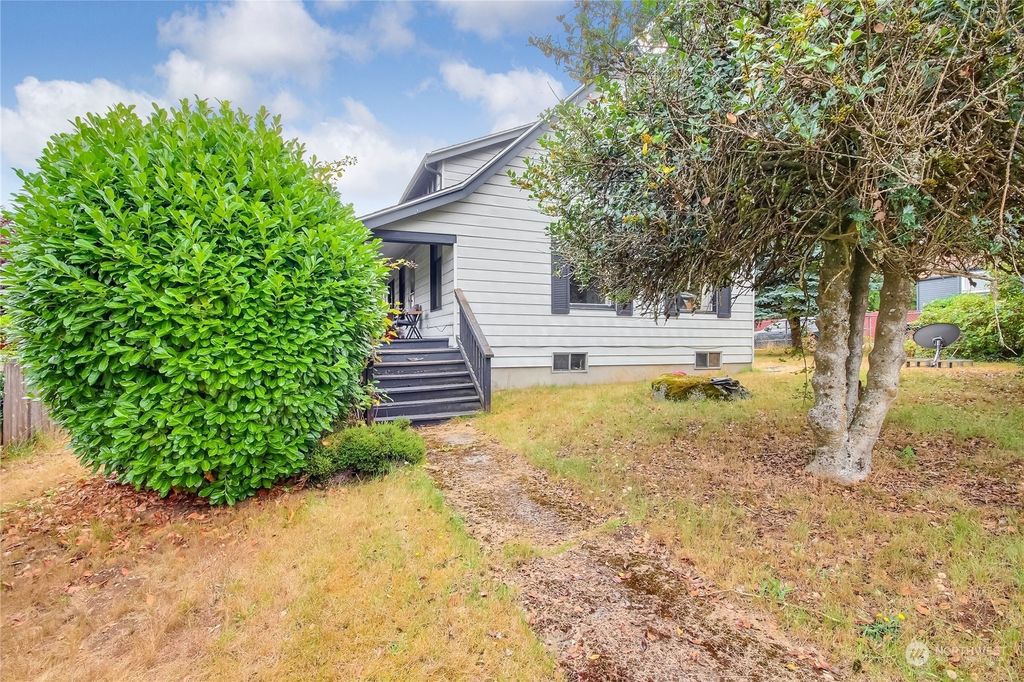 Photo of 10734 53rd Avenue S, Seattle, WA 98178 (MLS # 2295559)