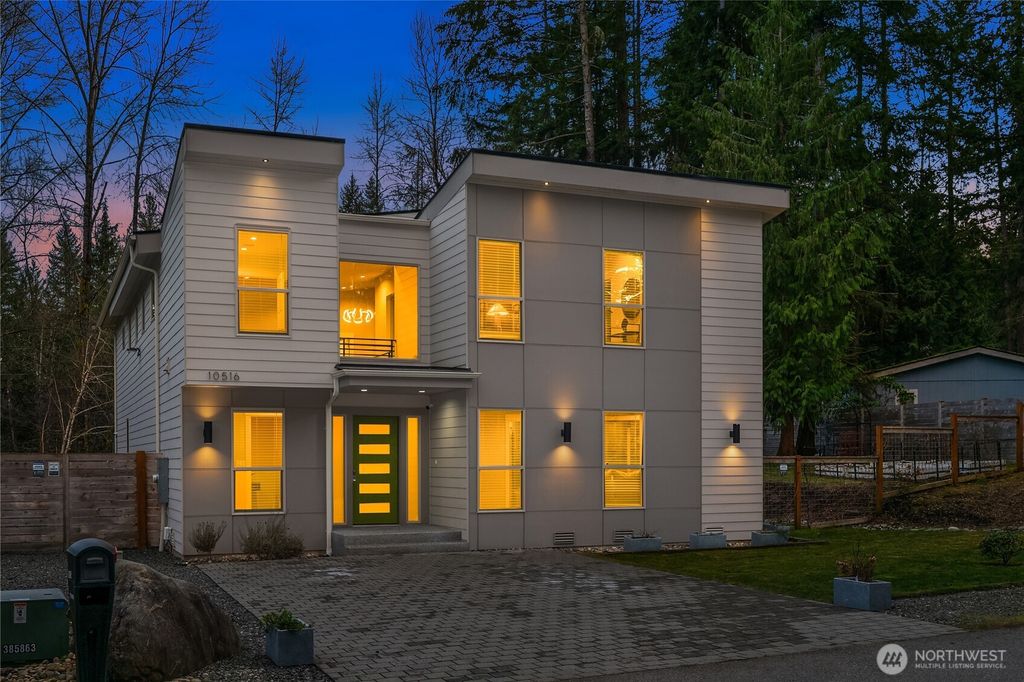 Photo of 10516 231st Place SE, Woodinville, WA 98077 (MLS # 2326490)