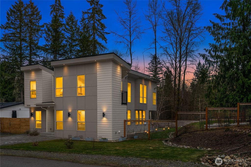 Photo of 10516 231st Place SE, Woodinville, WA 98077 (MLS # 2326490)